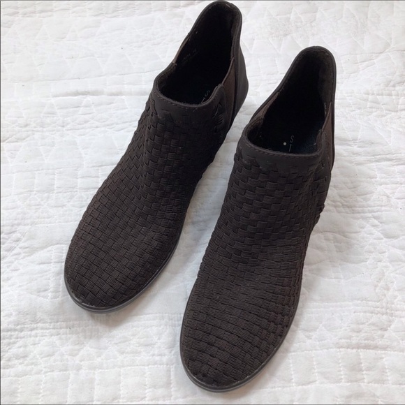 🔥SALE🔥 Steven Madden brown block heel booties s10 - Picture 1 of 6